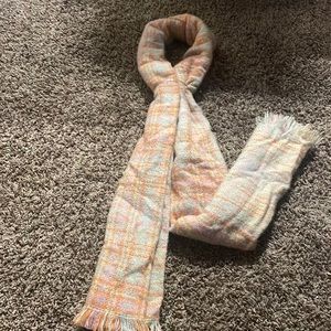 scarf like new